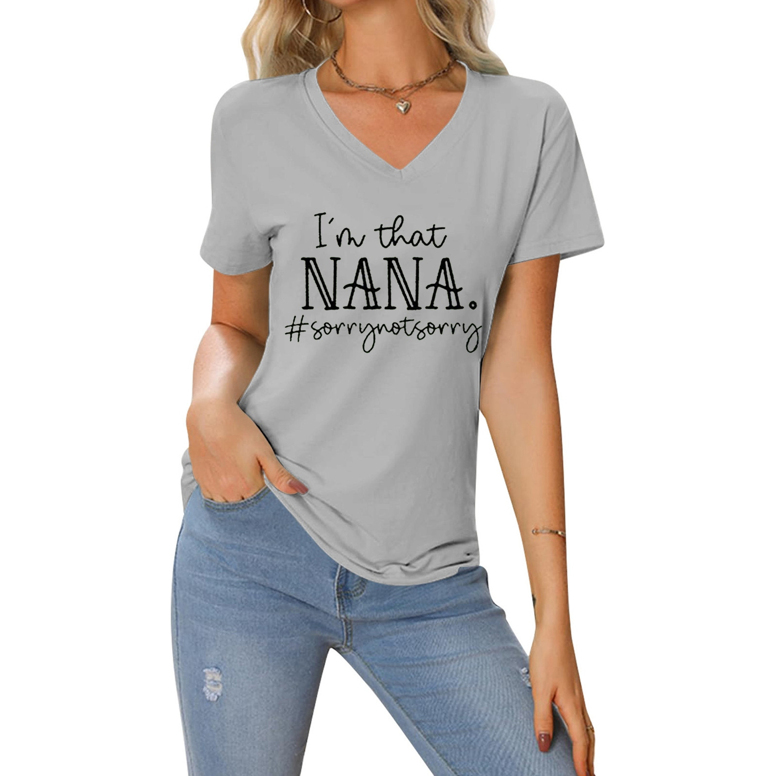 thumbnail image 2 of Camiseta informal de mujer con estampado de corazones de San Valentín: cuello redondo, manga corta, mezcla suave de poliéster y spandex para climas cálidos., 2 of 4